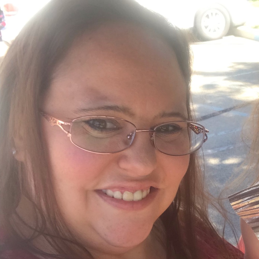 Meet your Posher, Amanda